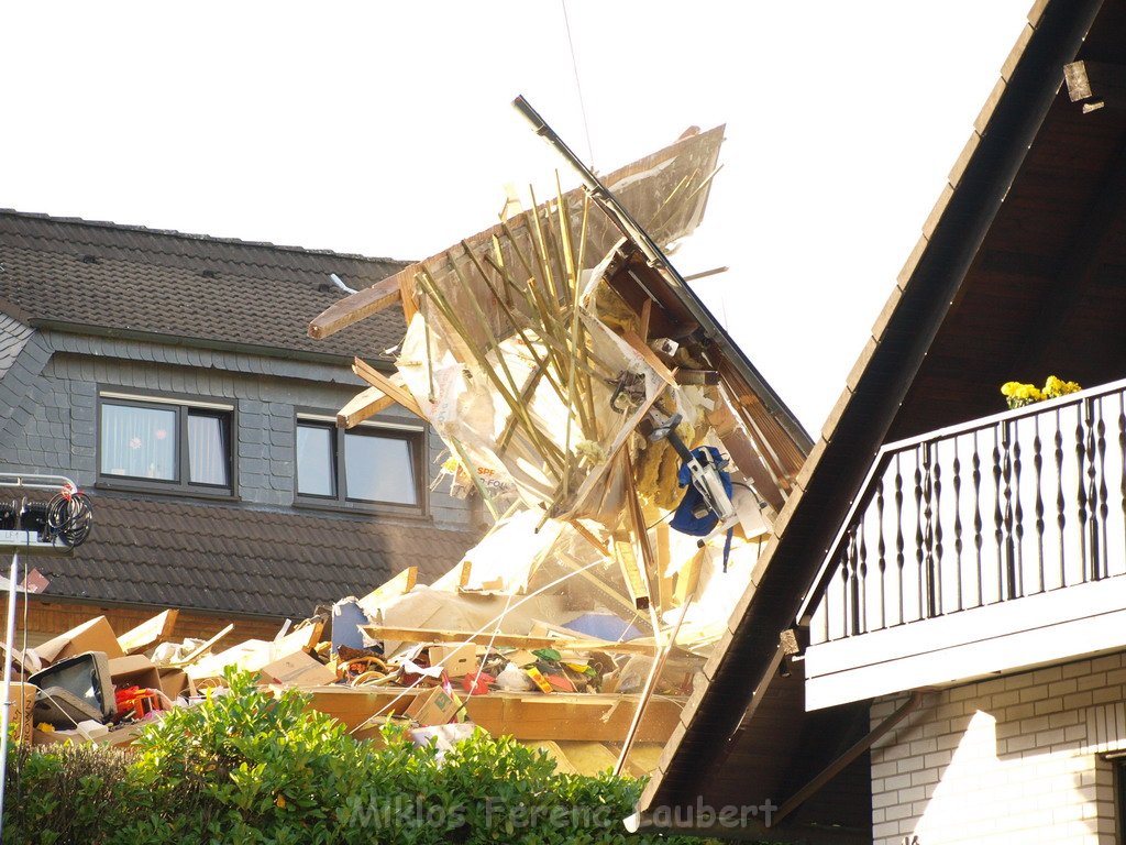 Haus explodiert Bergneustadt Pernze P176.JPG